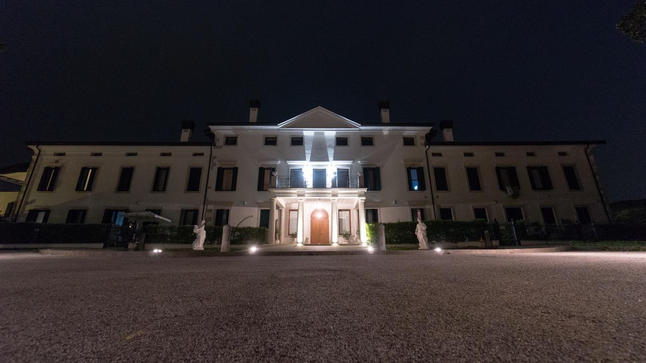 Villa Marini Trevisan 阿维亚诺 外观 照片
